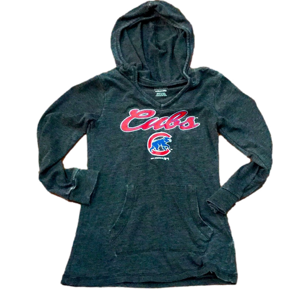 NWOT kid’s Cubs tshirt hoodie small